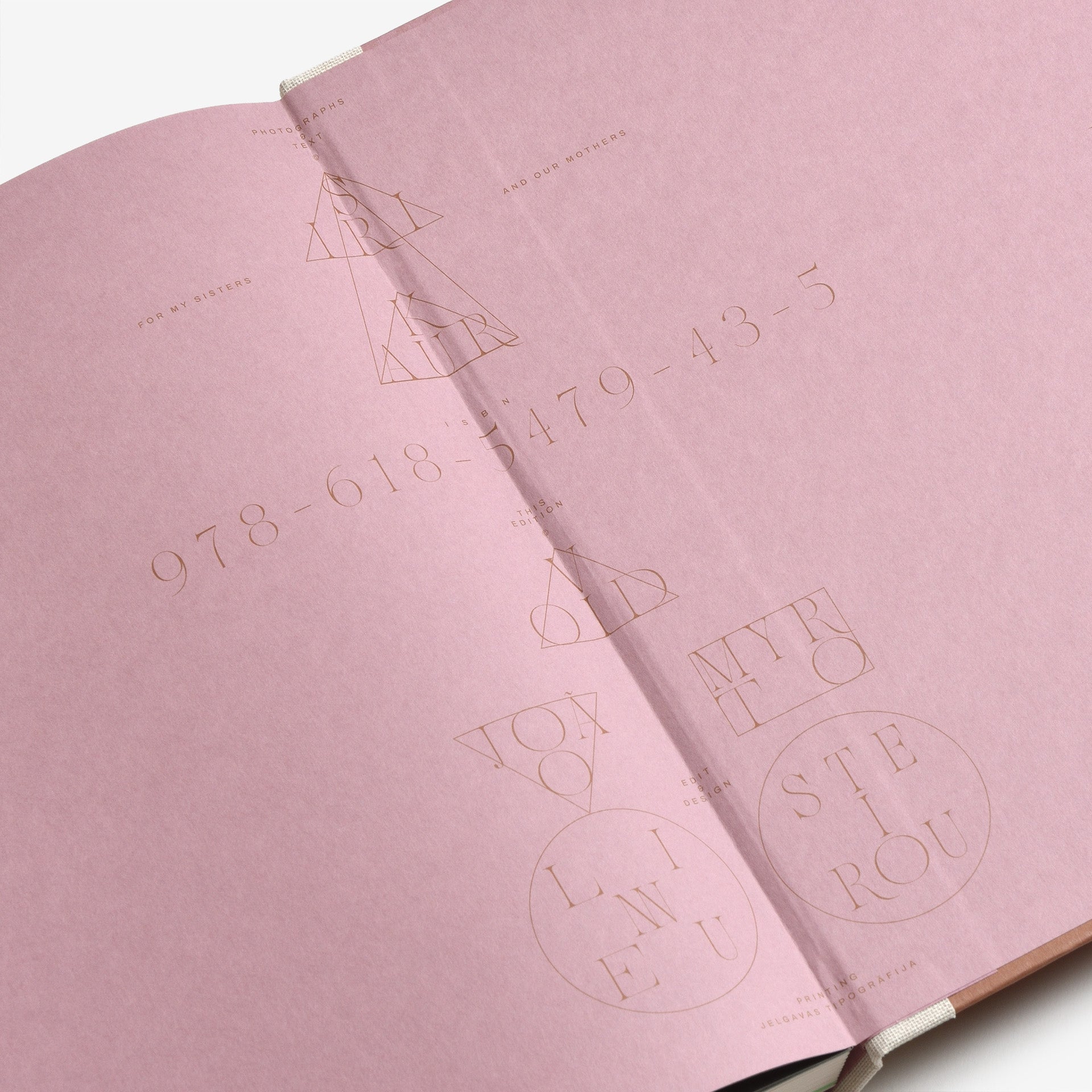 Siri Kaur: Sistermoon