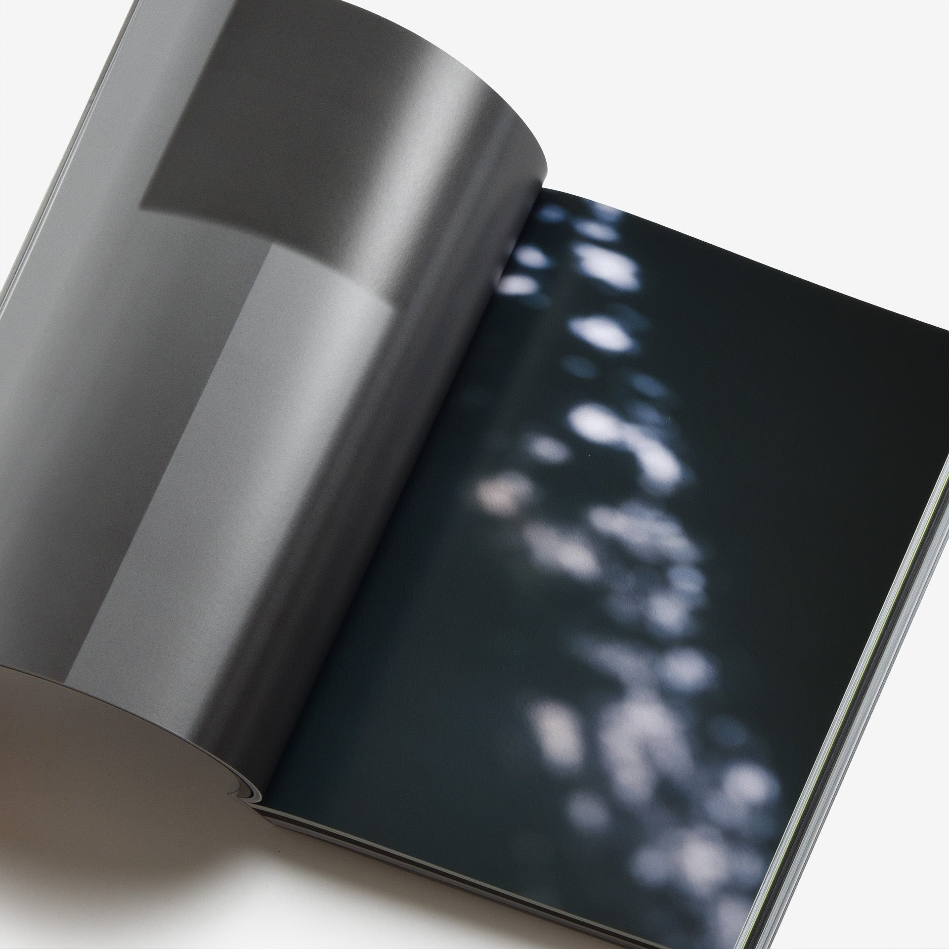 水谷太郎: 12000 | North East