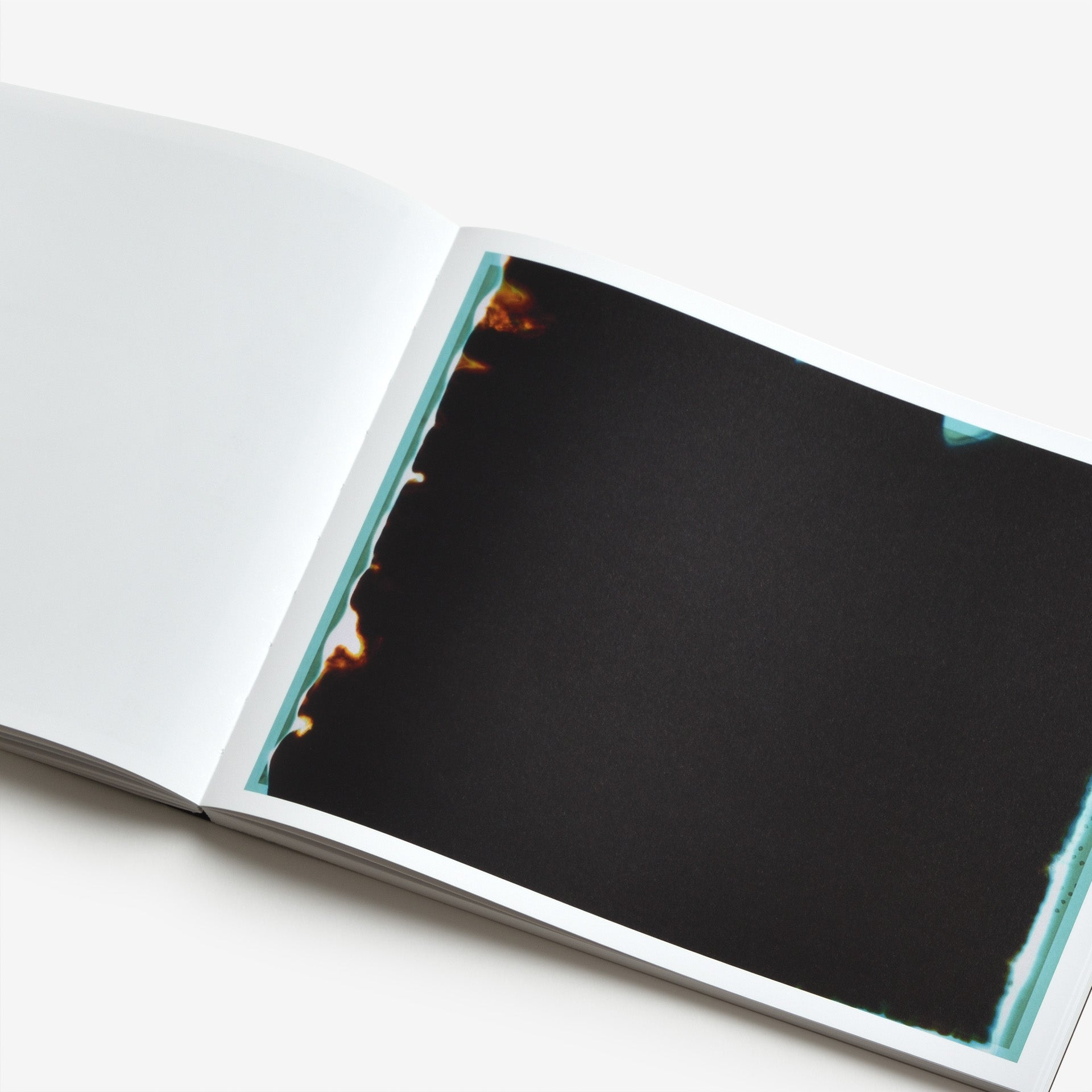 アート・デザイン・音楽 erik gustafsson, a house of clay Erik Gustafsson – A House of Clay – Loose Joints Publishing