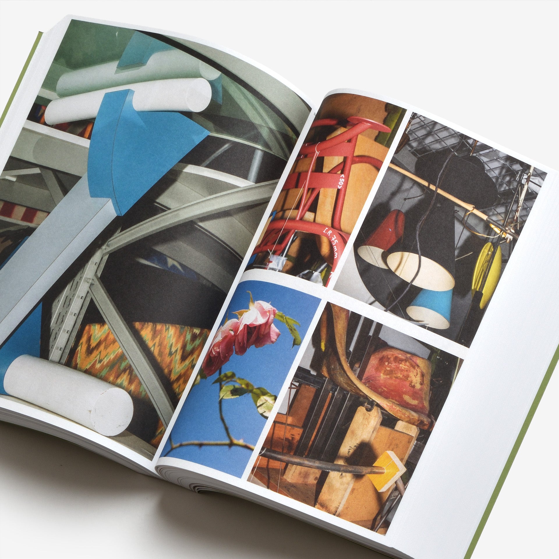 Aleix Plademunt: Sit, site, chair, cherry