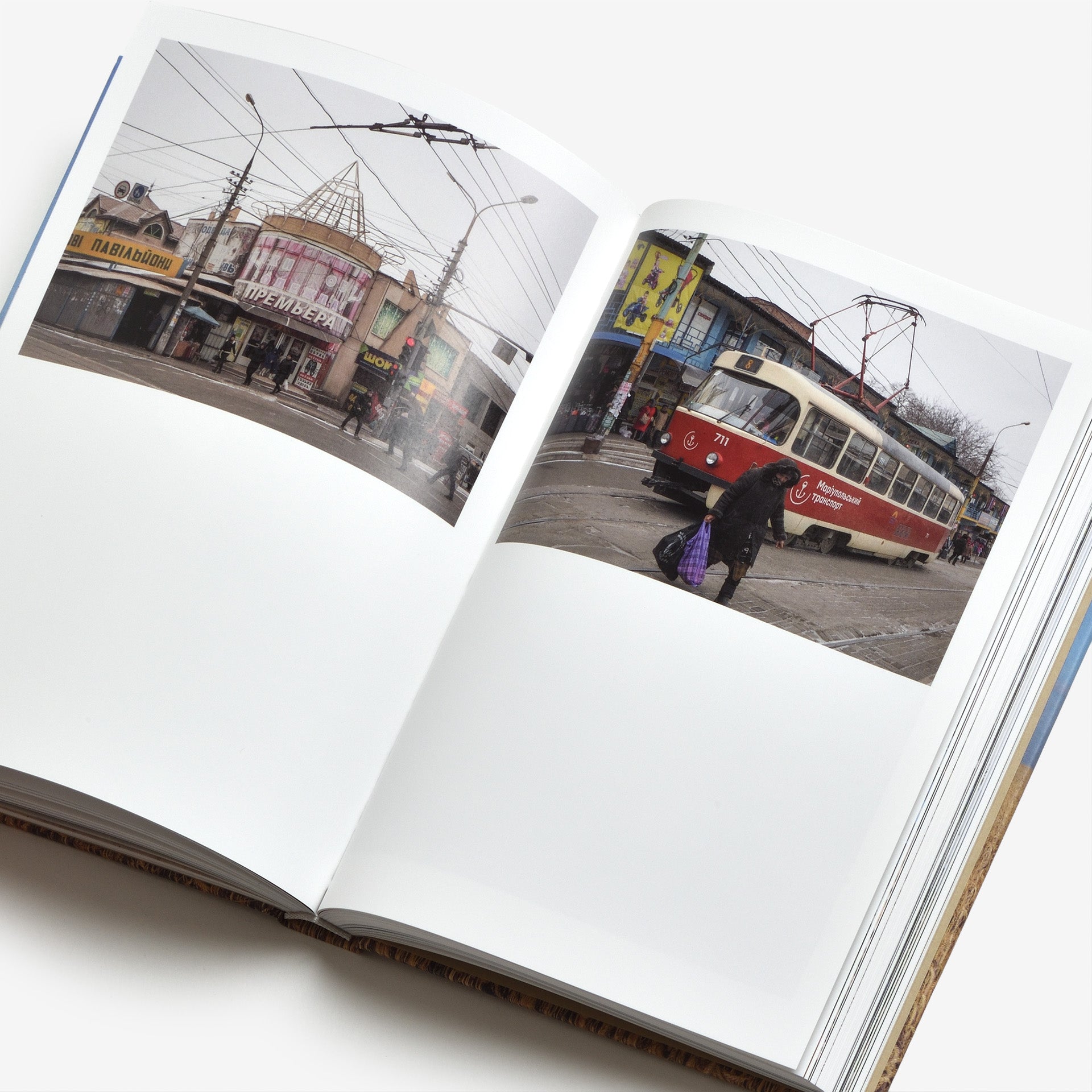 Yoshie Itasaka: Infinity Complex Landscap