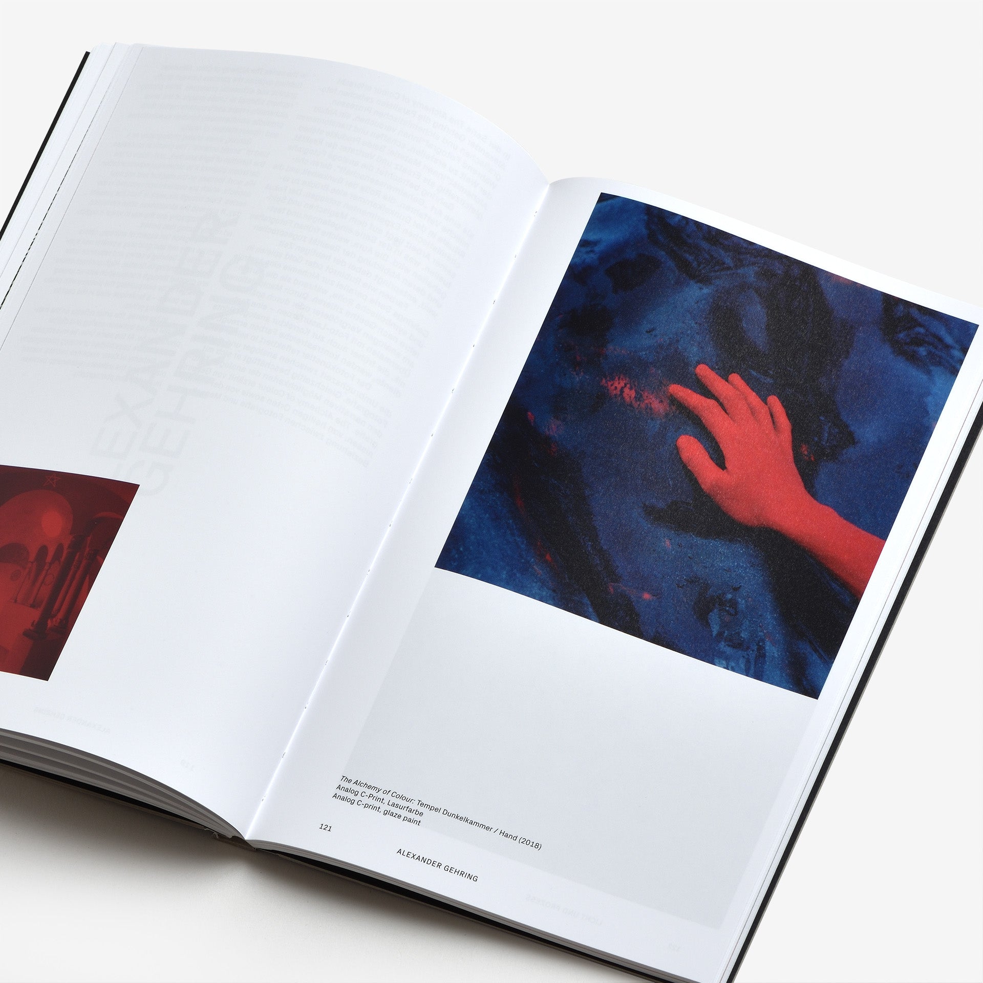 Analog Total: Photography Today