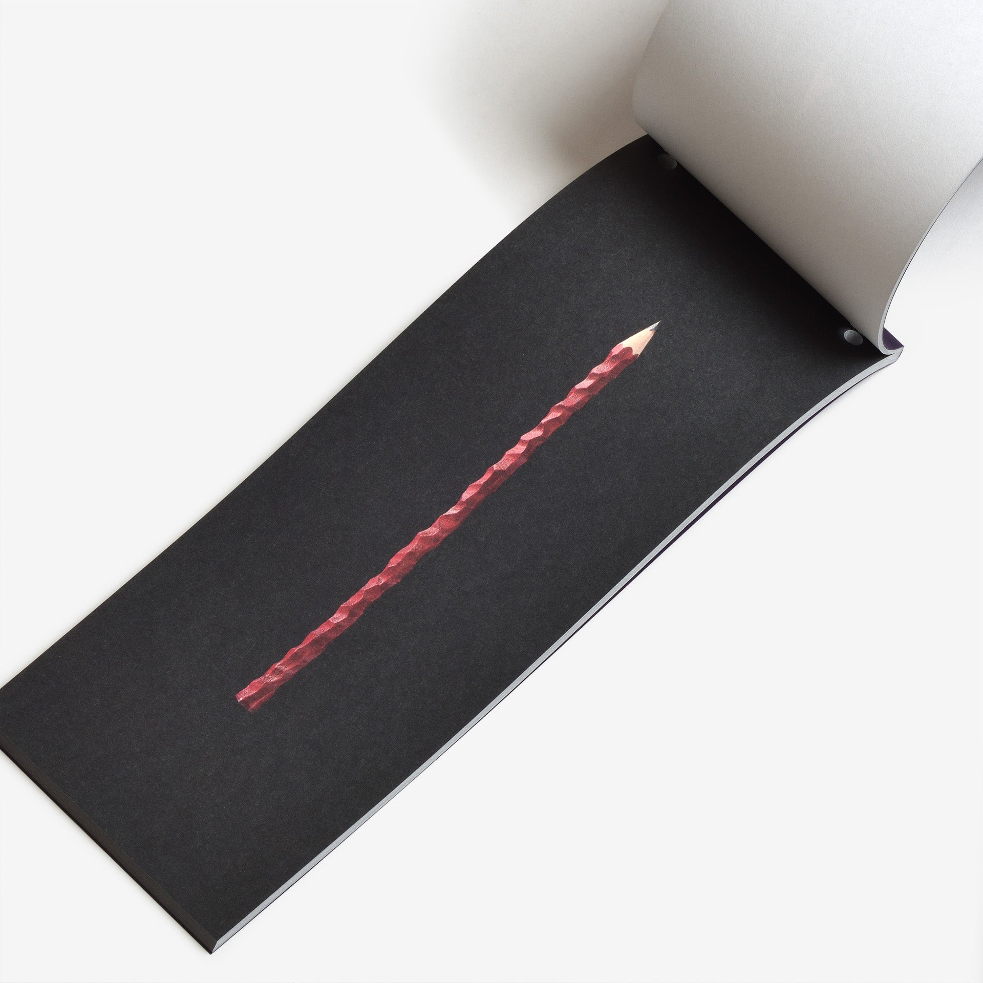 高田唯: POV #1 Sharp Pencil