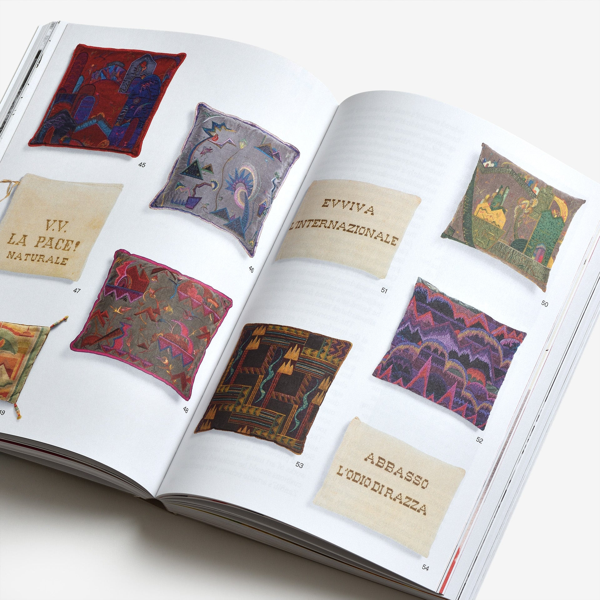 Atelier Zanolli: Fabrics, Fashion, Craft 1905–1939