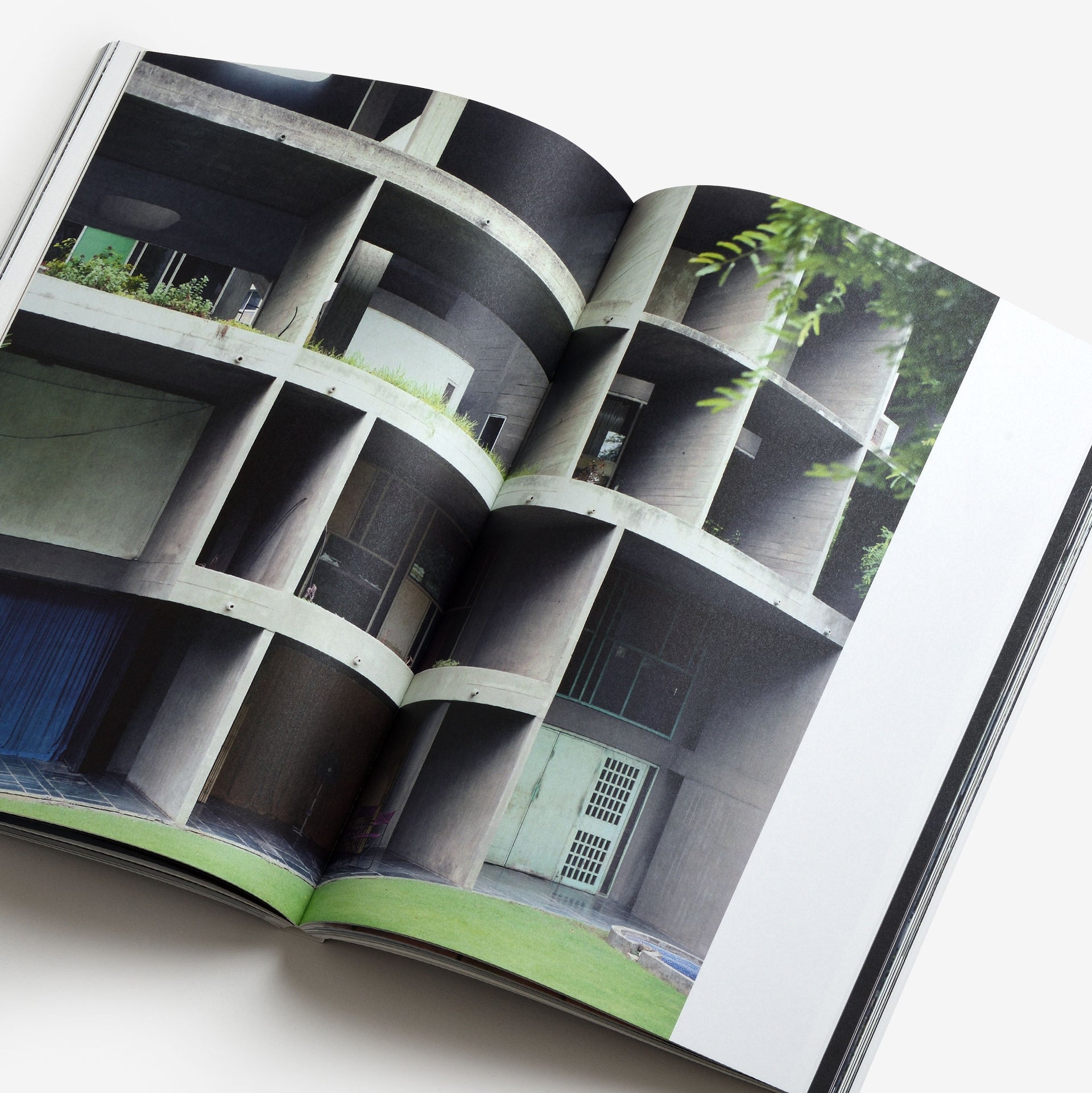 Looking Through - Le Corbusier Windows
